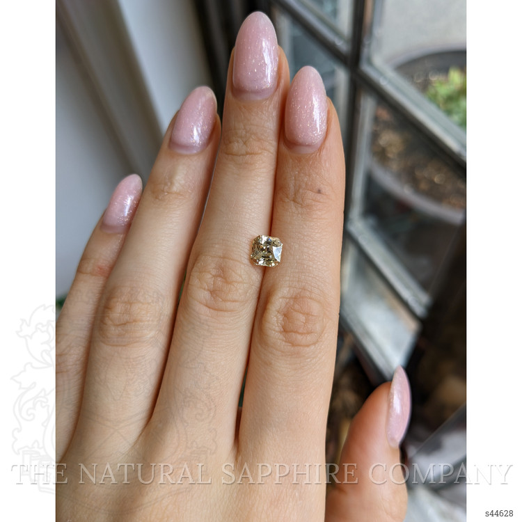 2.31 Ct. Yellow Sapphire from Ceylon (Sri Lanka)