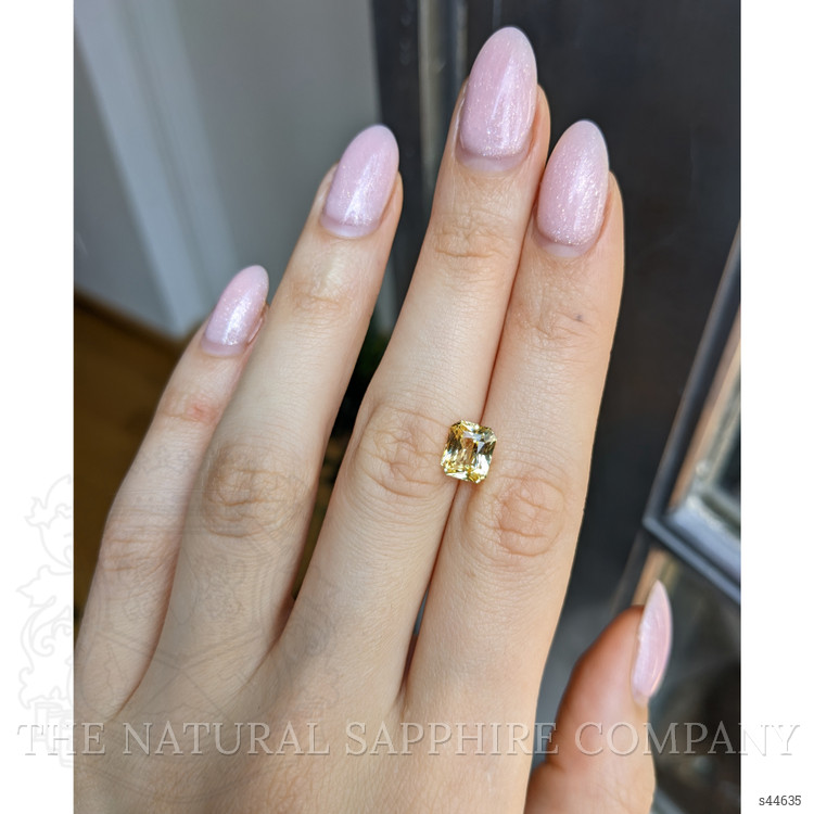 2.67 Ct. Yellow Sapphire from Ceylon (Sri Lanka)