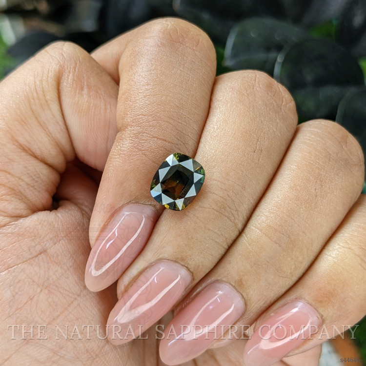 3.20 Ct. Bi Color / Parti Sapphire from Madagascar