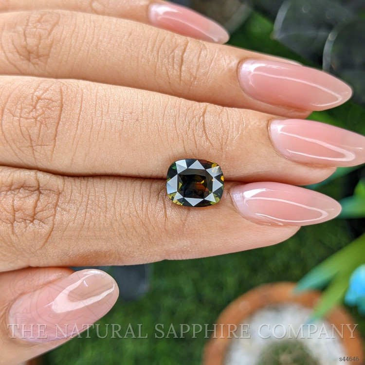3.20 Ct. Bi Color / Parti Sapphire from Madagascar