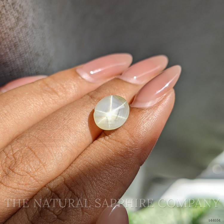 6.02 Ct. Yellow Star Sapphire from Ceylon (Sri Lanka)