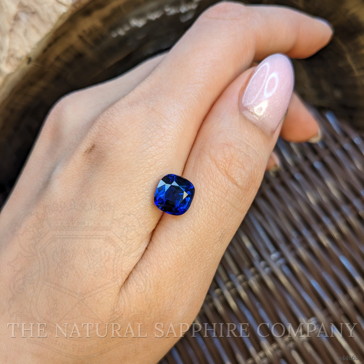 5.04 Ct. Blue Sapphire from Ceylon (Sri Lanka)