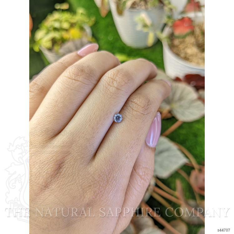 0.38 Ct. Violet Sapphire from Ceylon (Sri Lanka)