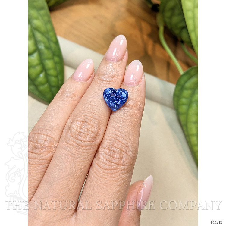 7.11 Ct. Blue Sapphire from Ceylon (Sri Lanka)
