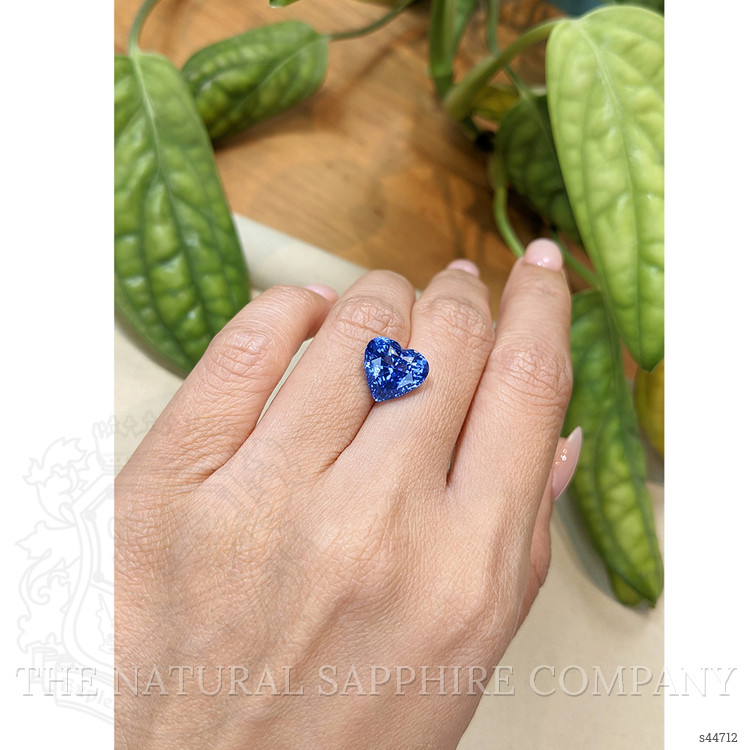 7.11 Ct. Blue Sapphire from Ceylon (Sri Lanka)