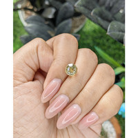 3.03 Ct. Yellow Sapphire from Ceylon (Sri Lanka) Life Style