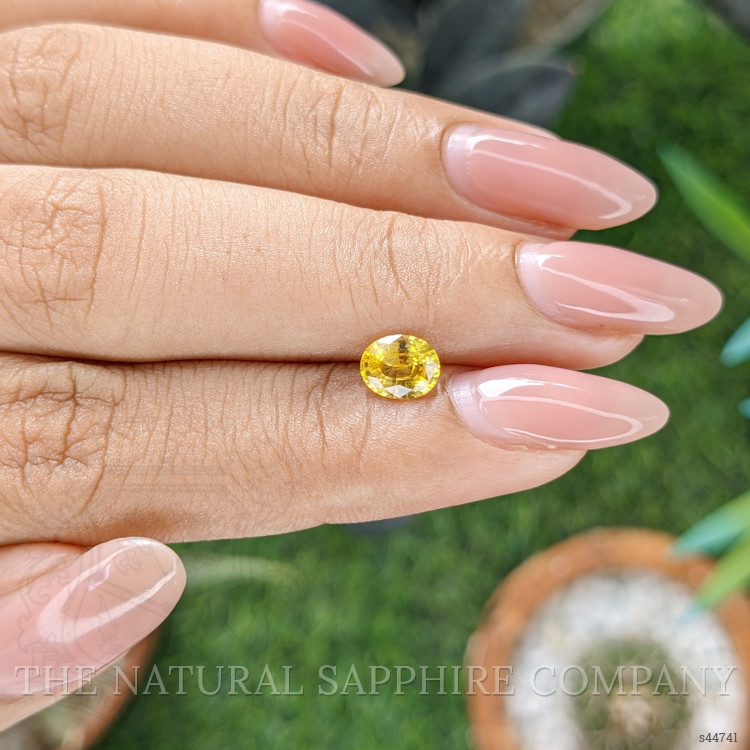 0.89 Ct. Yellow Sapphire from Ceylon (Sri Lanka)