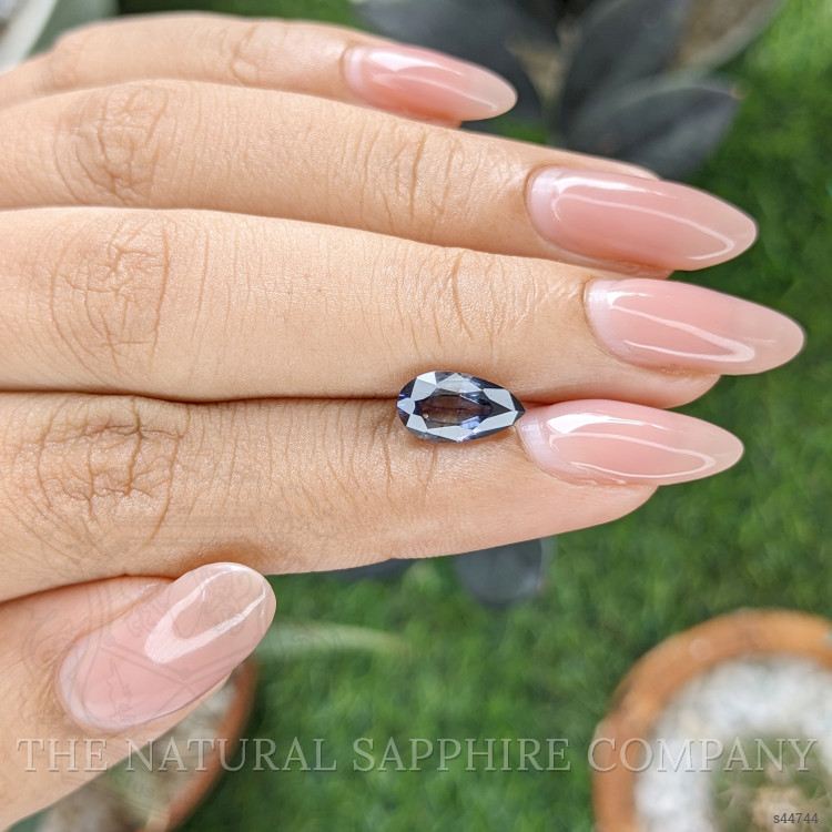 1.85 Ct. Bi Color / Parti Sapphire from Ceylon (Sri Lanka)