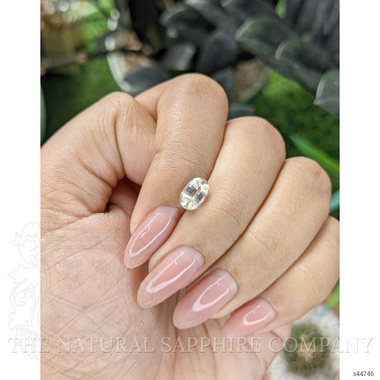 1.34 Ct. Yellow Sapphire from Ceylon (Sri Lanka)