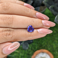 1.52 Ct. Purplish Blue Sapphire from Tanzania Life Style