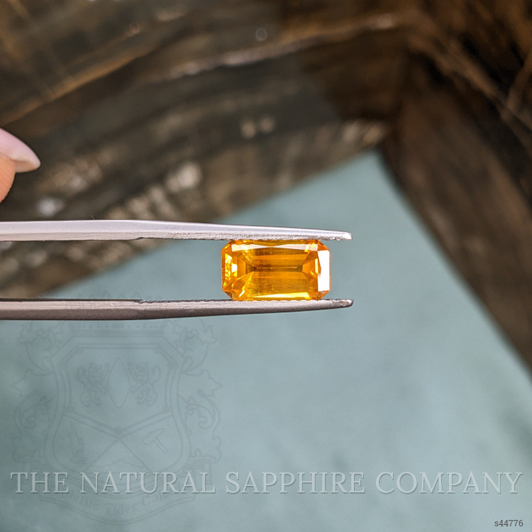 2.32 Ct. Yellowish Orange Sapphire from Ceylon (Sri Lanka)