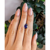 3.23 Ct. Blue Sapphire from Ceylon (Sri Lanka) Life Style