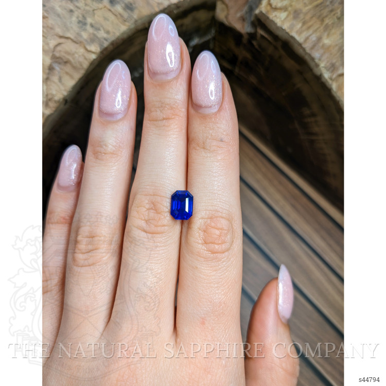 3.06 Ct. Blue Sapphire from Ceylon (Sri Lanka)
