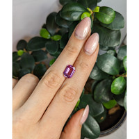 3.64 Ct. Pink Sapphire from Ceylon (Sri Lanka) Life Style