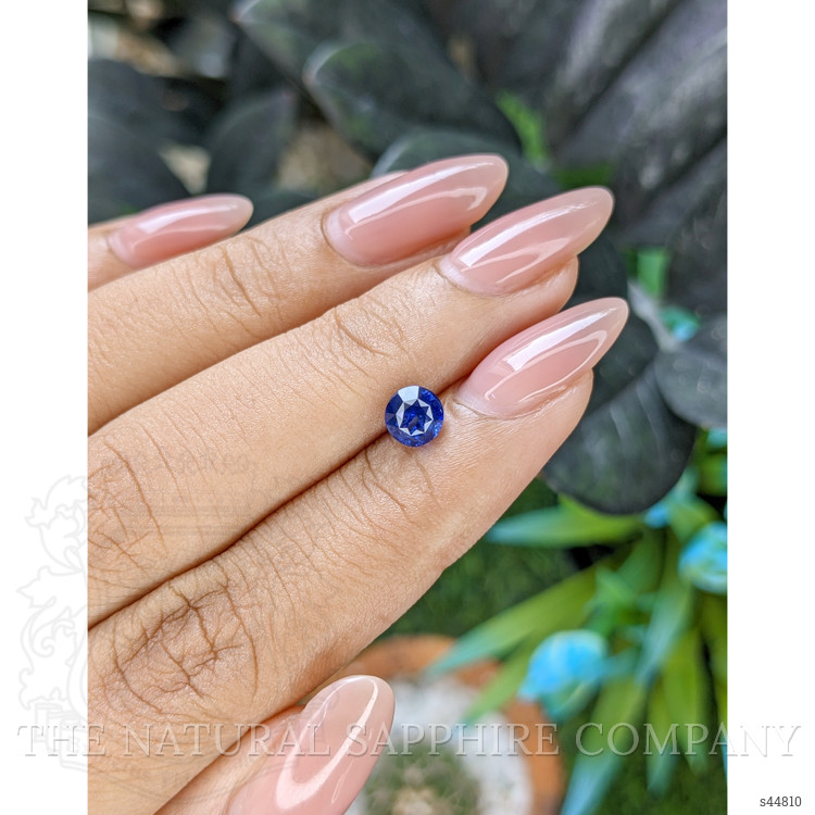 1.03 Ct. Blue Sapphire from Africa