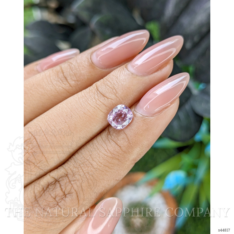 1.58 Ct. Pink Sapphire from Africa