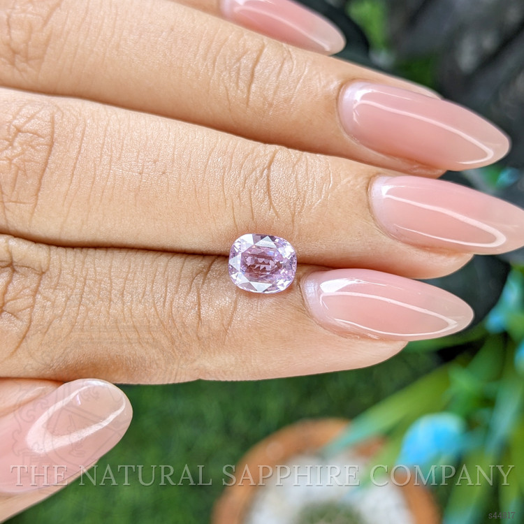1.58 Ct. Pink Sapphire from Africa