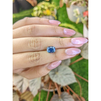 3.19 Ct. Greenish Blue Sapphire from Ceylon (Sri Lanka) Life Style