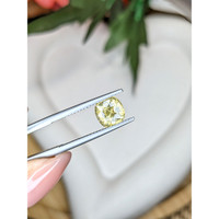 2.02 Ct. Yellow Sapphire from Ceylon (Sri Lanka) Life Style