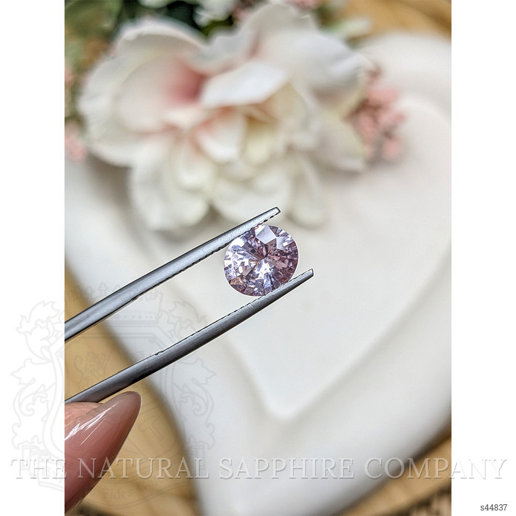 2.05 Ct. Purplish Pink Sapphire from Ceylon (Sri Lanka)