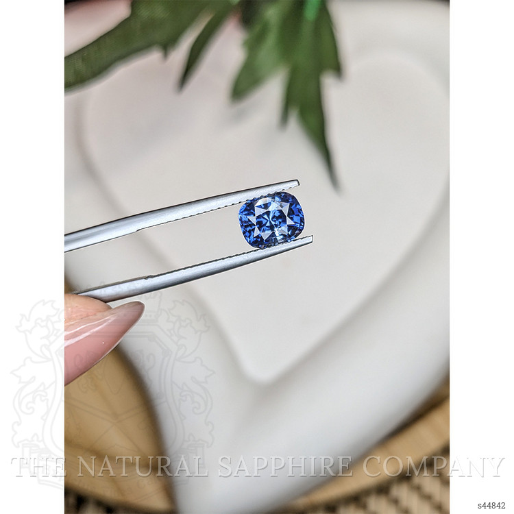 1.86 Ct. Blue Sapphire from Ceylon (Sri Lanka)