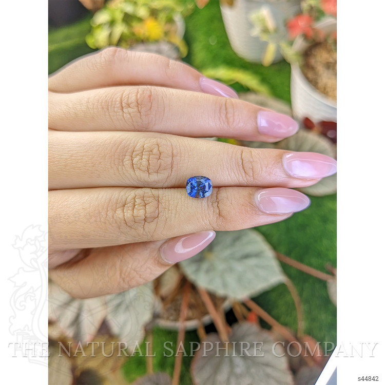 1.86 Ct. Blue Sapphire from Ceylon (Sri Lanka)