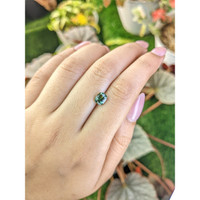 1.58 Ct. Yellowish Green Sapphire from Ceylon (Sri Lanka) Life Style