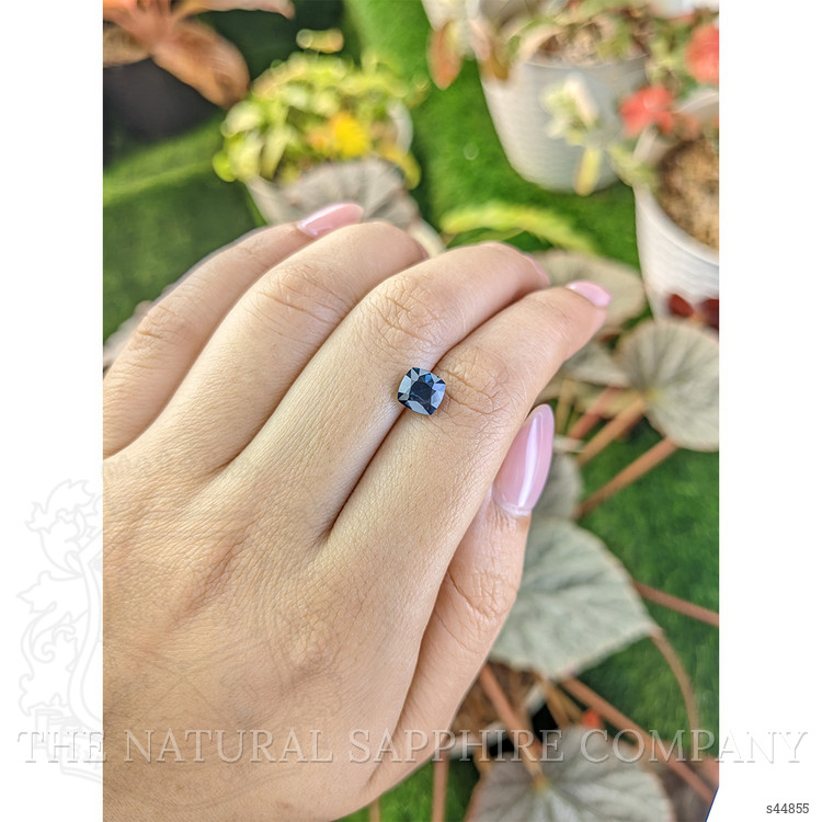 1.93 Ct. Greenish Blue Sapphire from Ceylon (Sri Lanka)