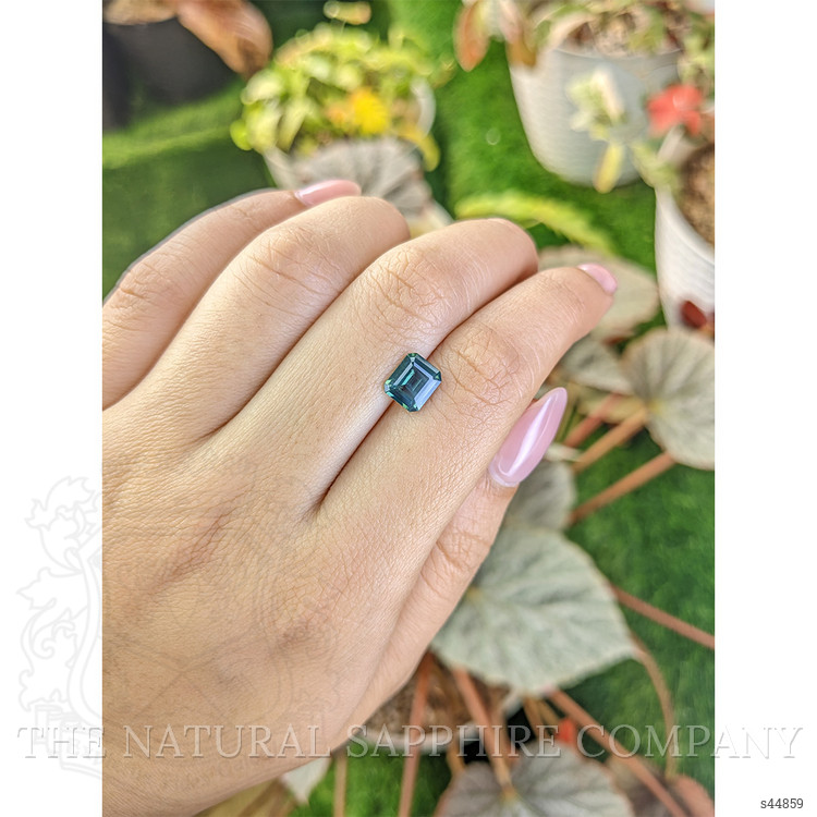 1.70 Ct. Bluish Green Sapphire from Ceylon (Sri Lanka)