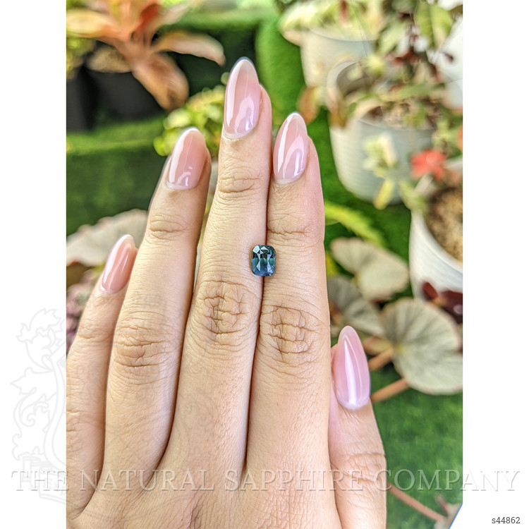 1.59 Ct. Greenish Blue Sapphire from Ceylon (Sri Lanka)