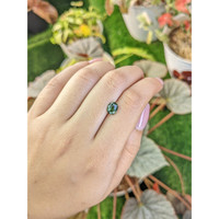 1.39 Ct. Green Sapphire from Ceylon (Sri Lanka) Life Style