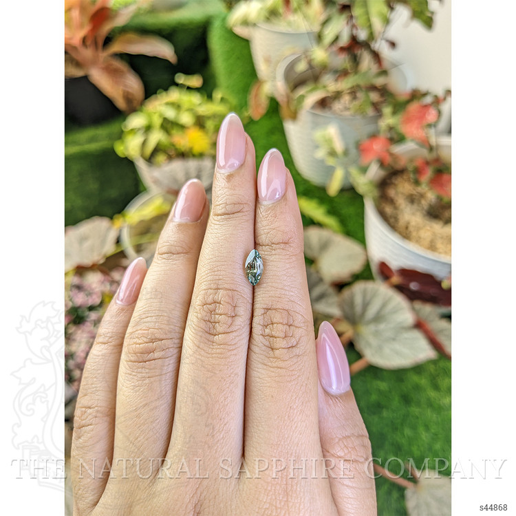1.37 Ct. Yellowish Green Sapphire from Ceylon (Sri Lanka)