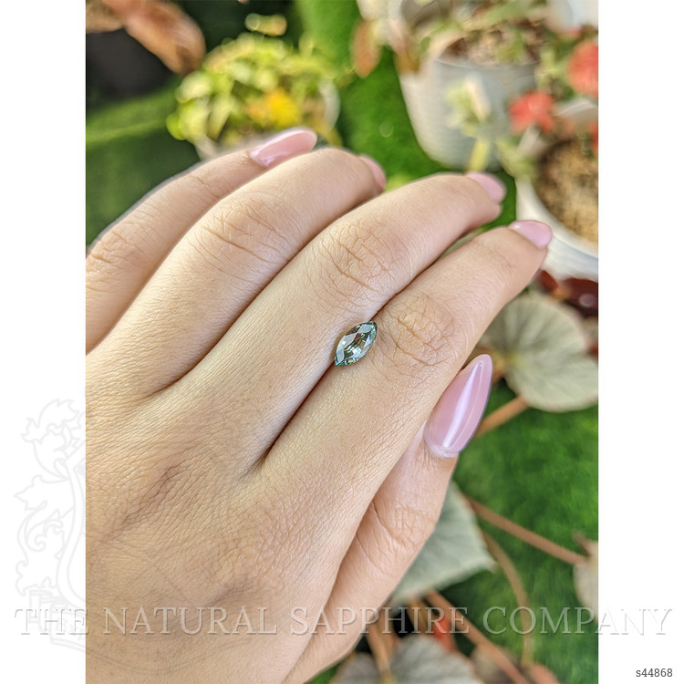 1.37 Ct. Yellowish Green Sapphire from Ceylon (Sri Lanka)