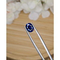 3.54 Ct. Blue Sapphire from Ceylon (Sri Lanka) Life Style