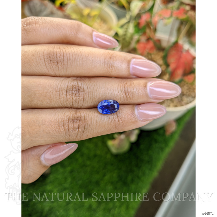 4.13 Ct. Blue Sapphire from Ceylon (Sri Lanka)