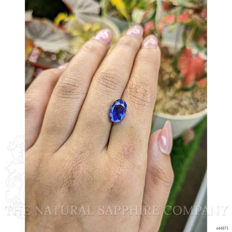 4.13 Ct. Blue Sapphire from Ceylon (Sri Lanka)