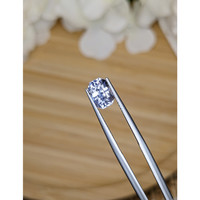 2.12 Ct. Blue Sapphire from Ceylon (Sri Lanka) Life Style