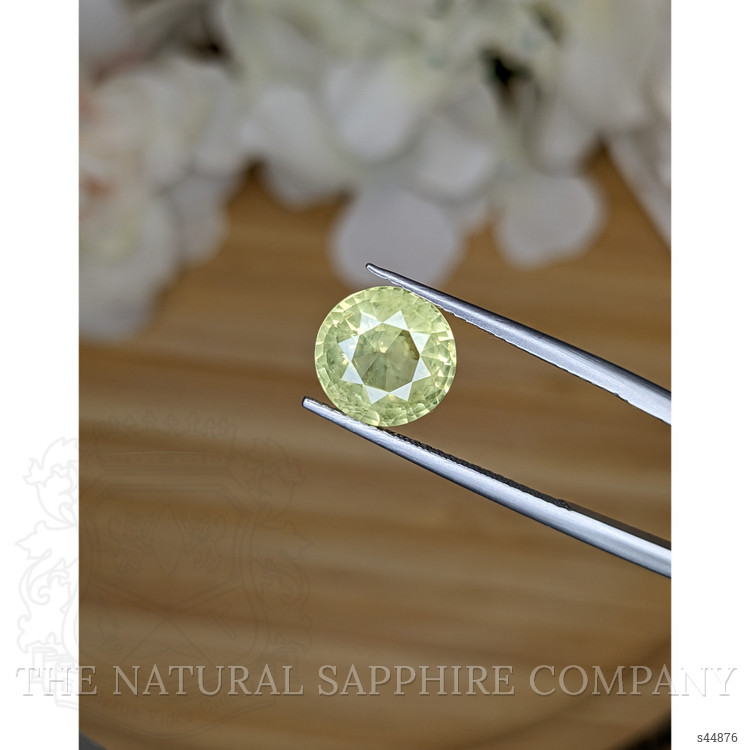4.41 Ct. Yellow Sapphire from Ceylon (Sri Lanka)