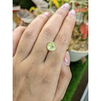 4.41 Ct. Yellow Sapphire from Ceylon (Sri Lanka) Life Style
