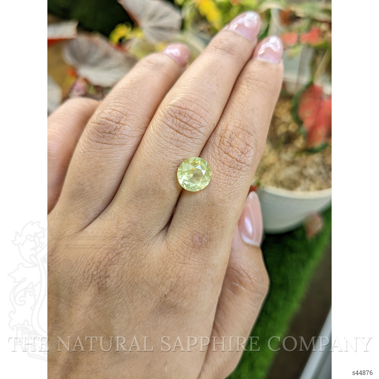 4.41 Ct. Yellow Sapphire from Ceylon (Sri Lanka)