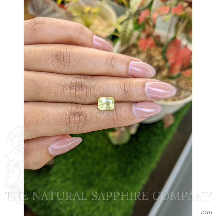 3.04 Ct. Yellow Sapphire from Ceylon (Sri Lanka)