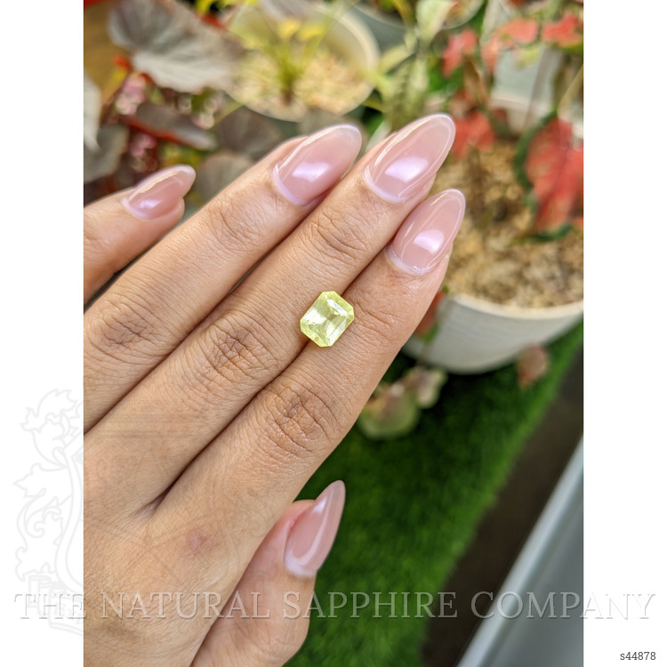 3.04 Ct. Yellow Sapphire from Ceylon (Sri Lanka)