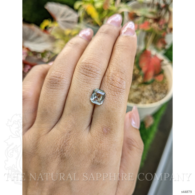 2.26 Ct. Grey Sapphire from Ceylon (Sri Lanka)