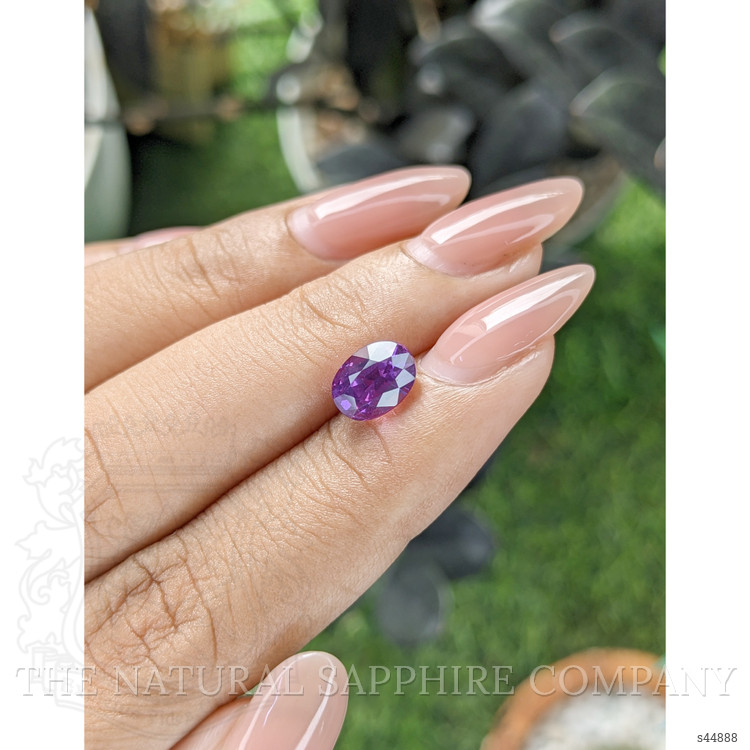 2.48 Ct. Pinkish Purple Sapphire from Ceylon (Sri Lanka)