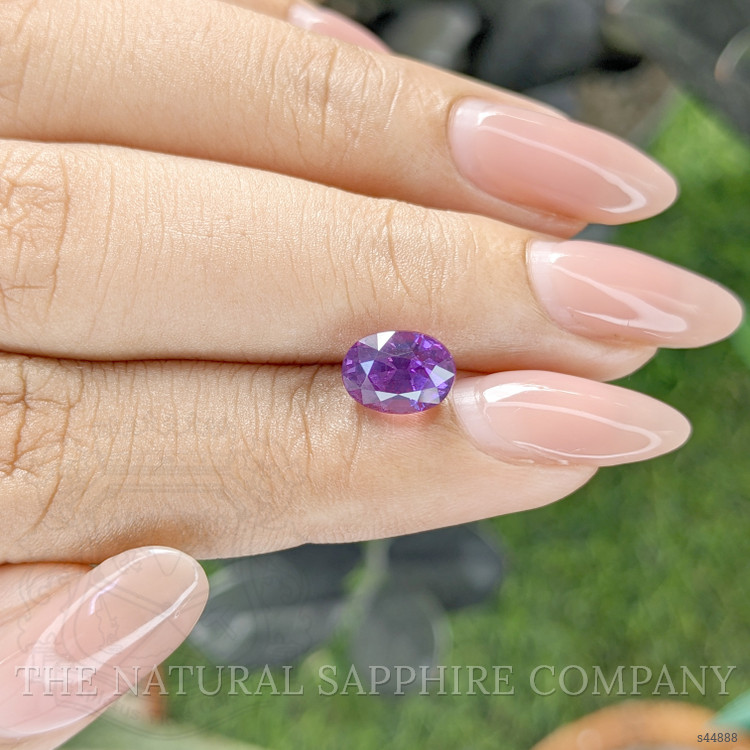 2.48 Ct. Pinkish Purple Sapphire from Ceylon (Sri Lanka)