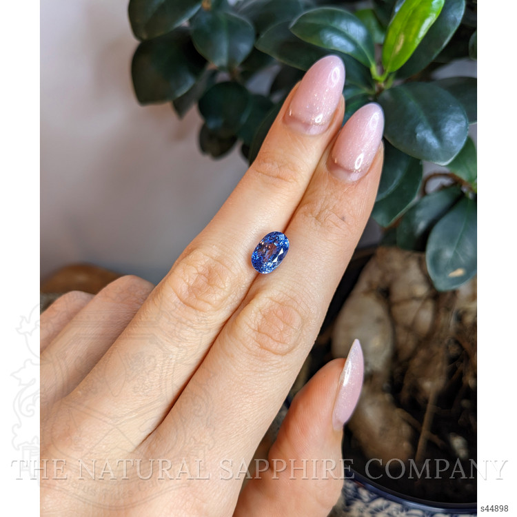 4.01 Ct. Blue Sapphire from Ceylon (Sri Lanka)