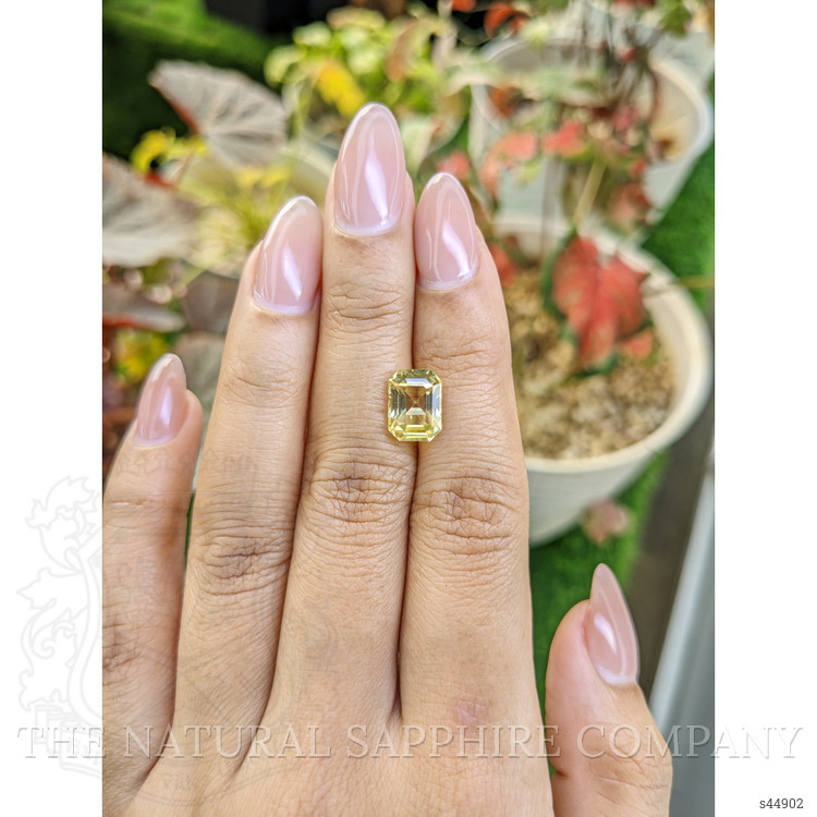 3.64 Ct. Yellow Sapphire from Ceylon (Sri Lanka)