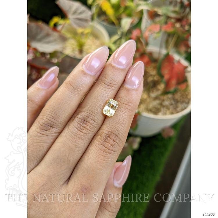 3.11 Ct. Yellow Sapphire from Ceylon (Sri Lanka)