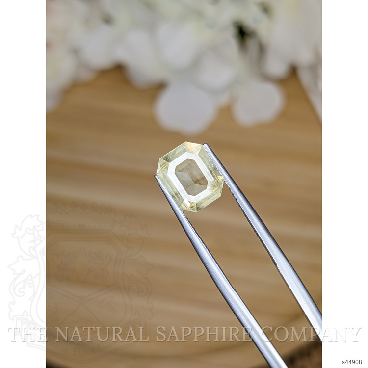 2.52 Ct. Yellow Sapphire from Ceylon (Sri Lanka)