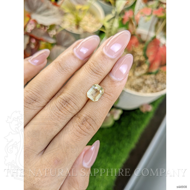 2.52 Ct. Yellow Sapphire from Ceylon (Sri Lanka)